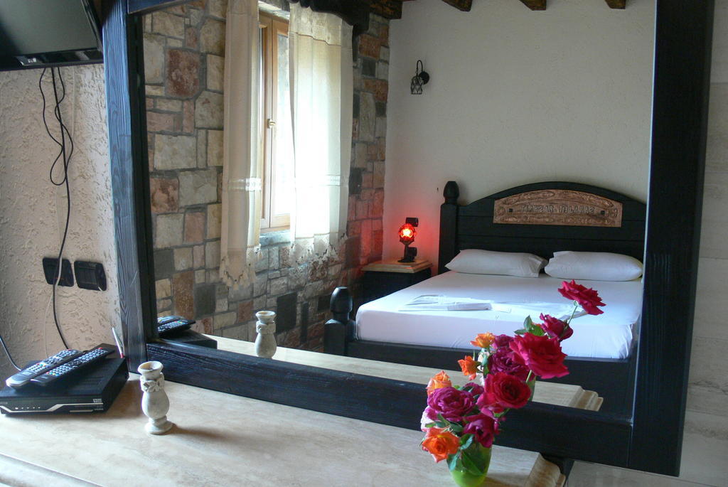 Hotel Sarajet E Pashait 1 Dhermi Phòng bức ảnh